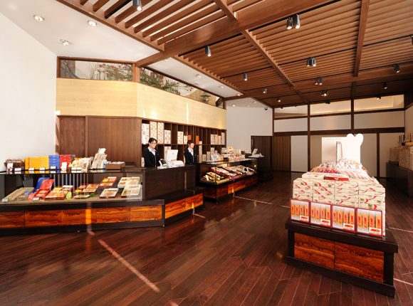 うなぎパイファクトリー 店舗のご案内 浜松のお菓子処 春華堂 うなぎパイファクトリー 店舗のご案内 浜松のお菓子処 春華堂